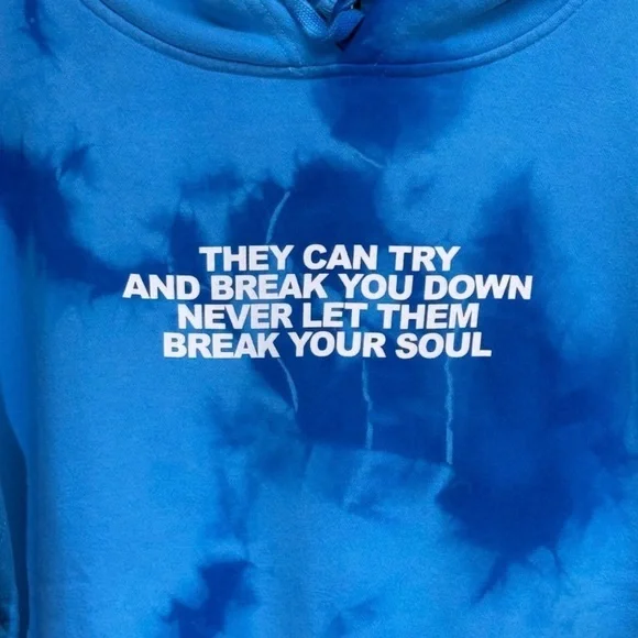 Yours Truly Clothing by Phora Broken Butterfly Evolution Tie Dye Hoodie M - Picture 4 of 11